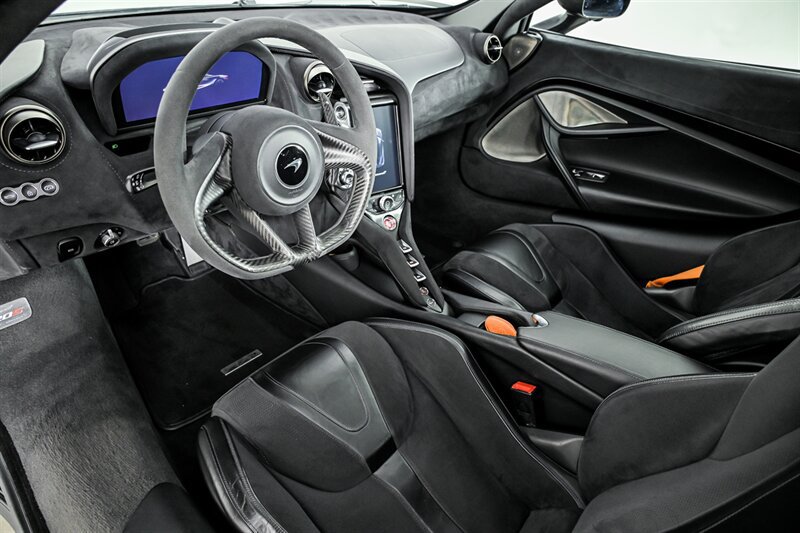 Used 2019 McLaren 720S Performance photo 18