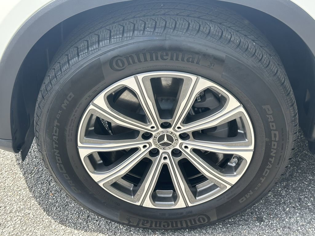 2025 Mercedes-Benz GLC 300 4MATIC