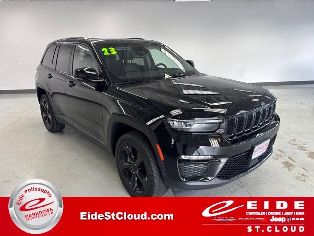 Used 2023 Jeep Grand Cherokee Limited w/ Black Appearance Package