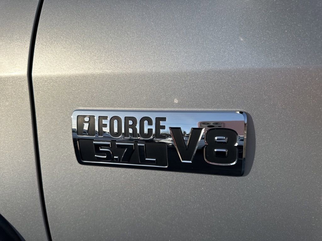 2014 Toyota Tundra SR5