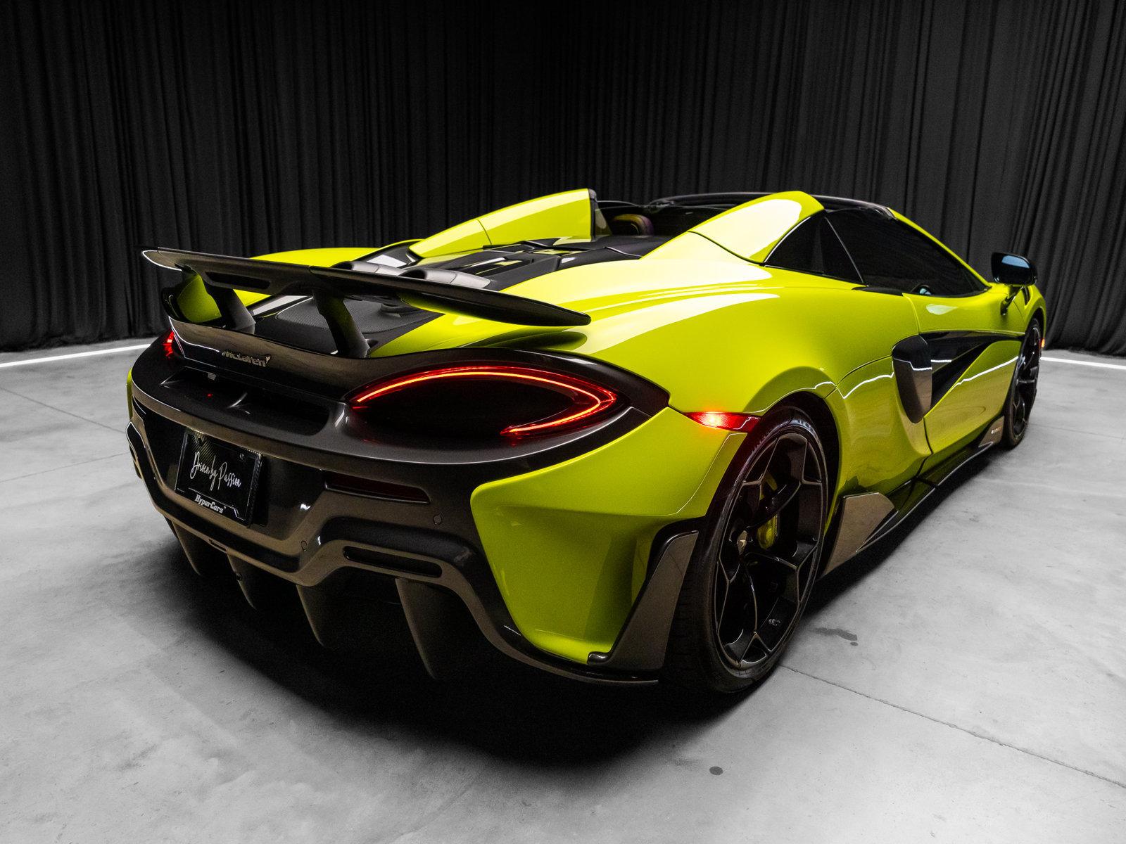Used 2020 McLaren 600LT Spider photo 58