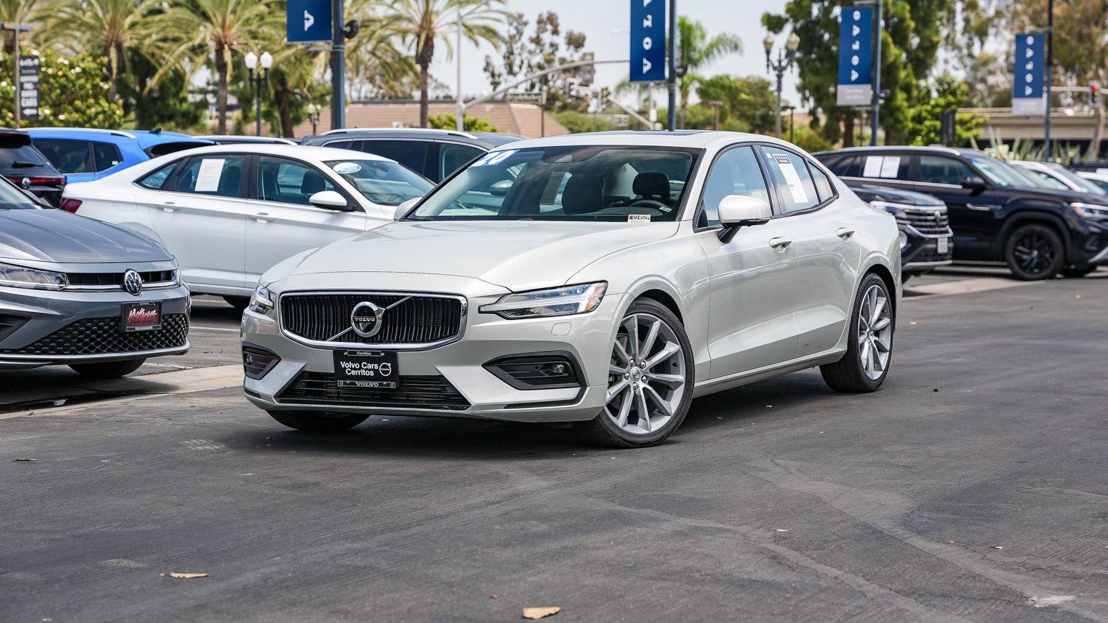 Used 2020 Volvo S60 T5 Momentum