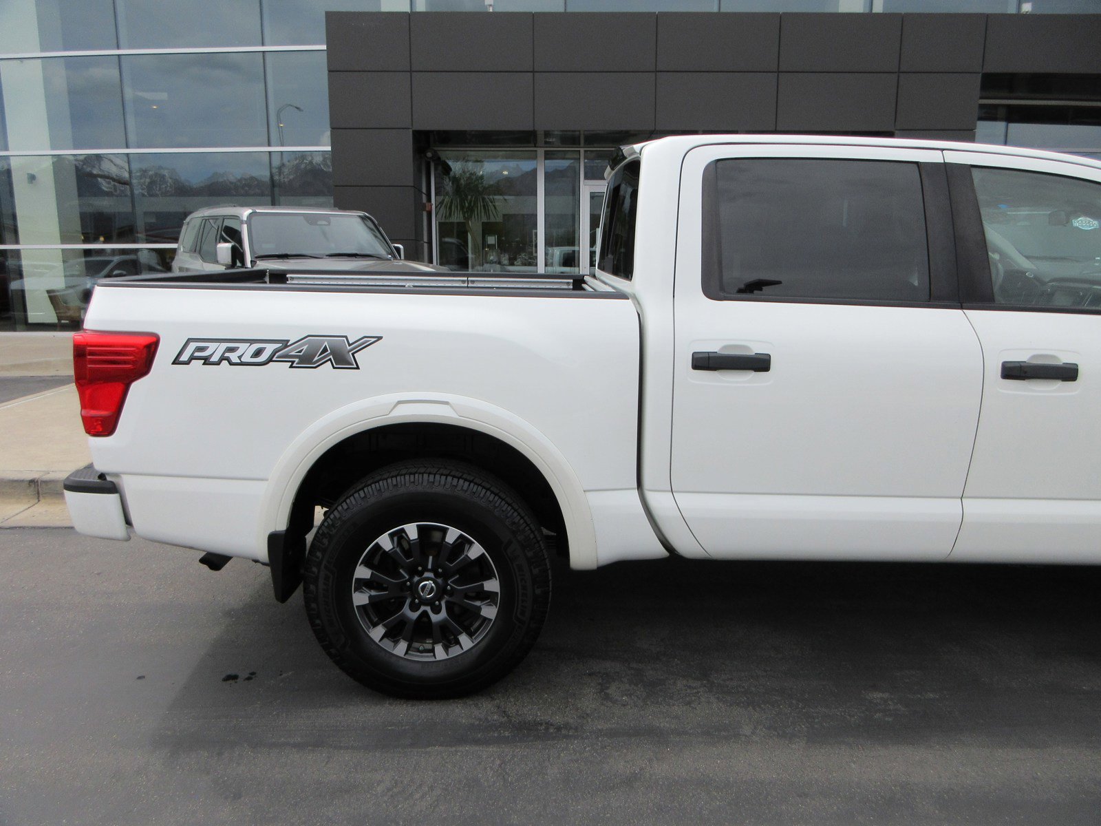 2017 Nissan Titan PRO-4X