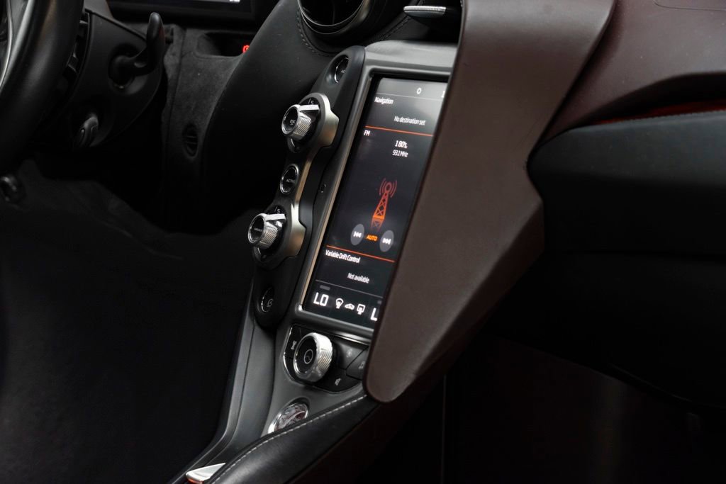 Used 2018 McLaren 720S Performance photo 33