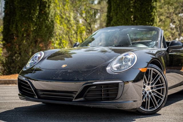2019 Porsche 911 Carrera