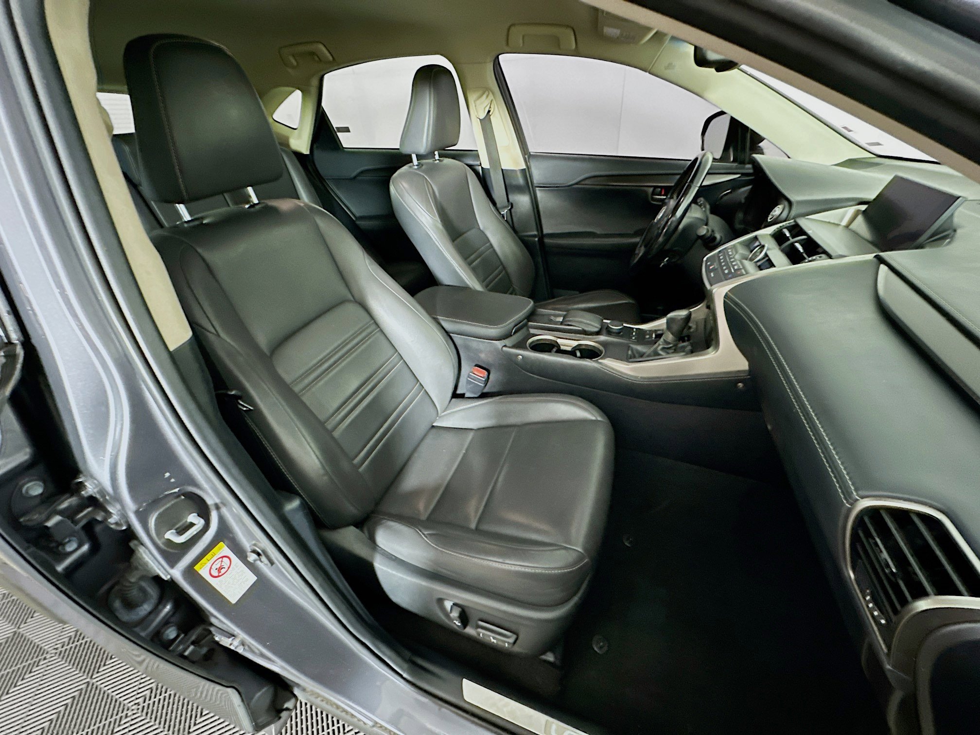 2016 Lexus NX 200t FWD