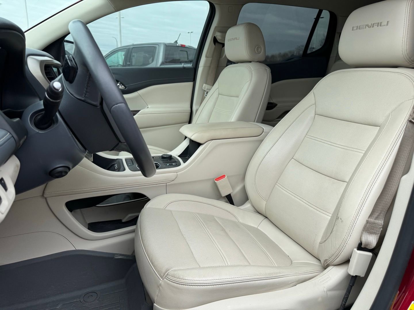 2020 GMC Acadia Denali