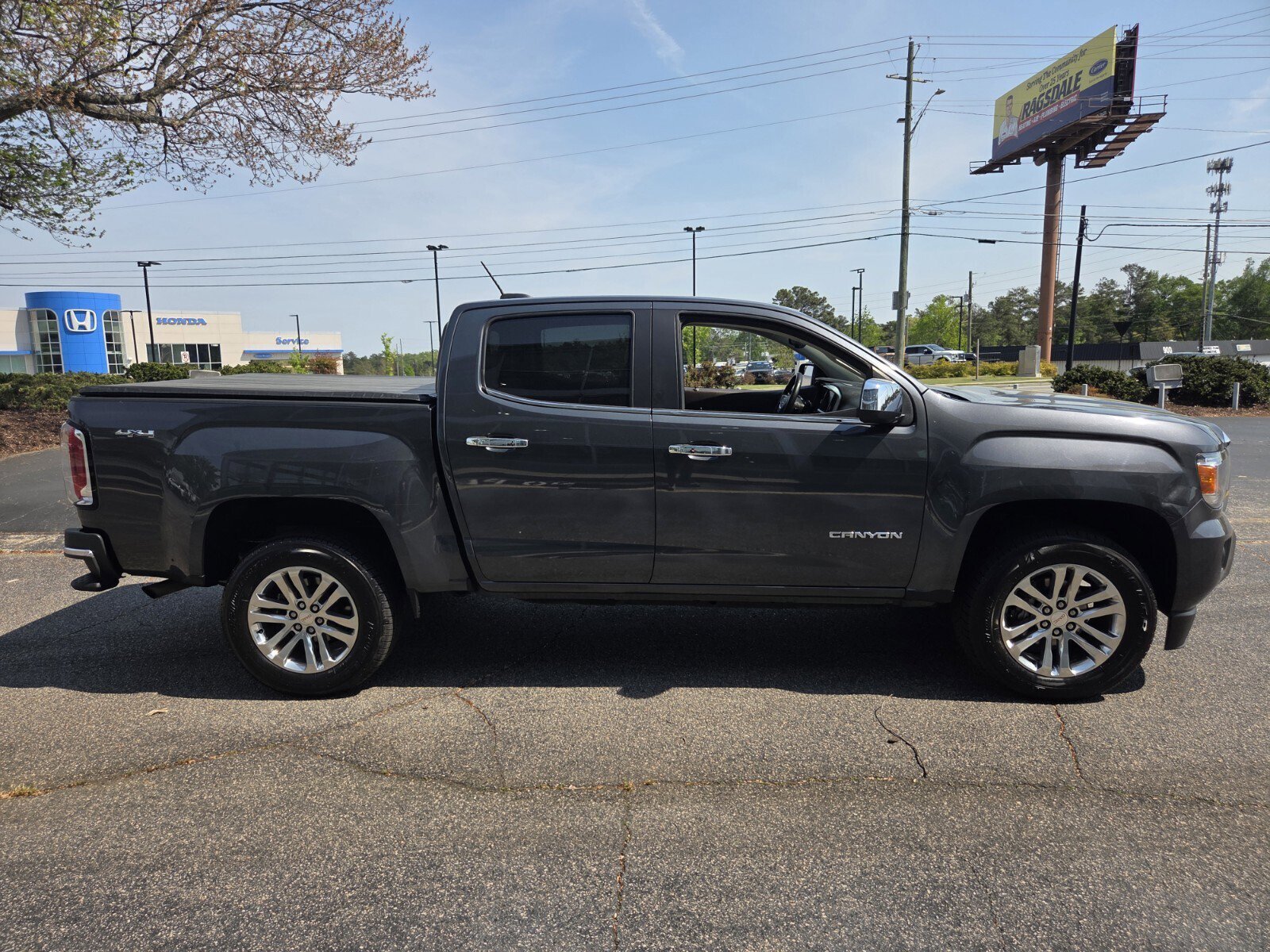 2016 GMC Canyon SLT