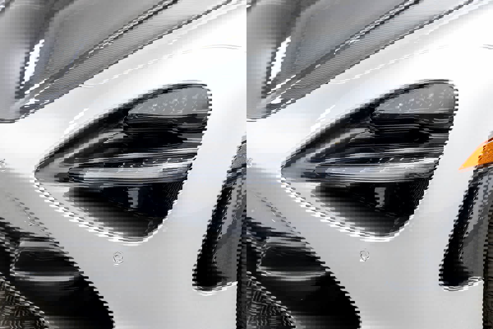 Used 2022 McLaren 720S Spider photo 39