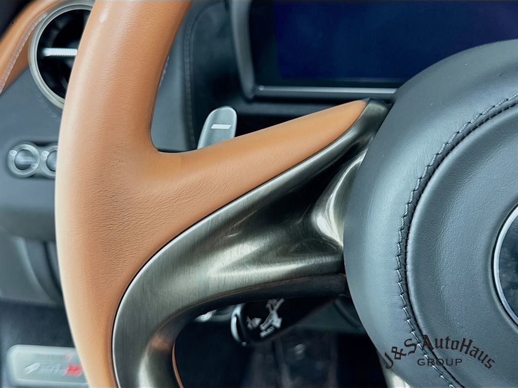 Used 2018 McLaren 720S photo 13