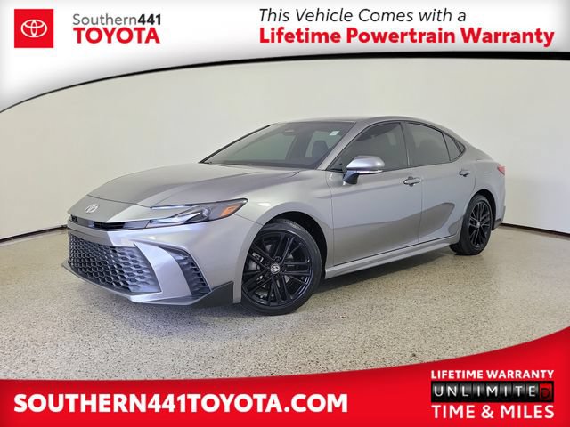 Used 2025 Toyota Camry SE