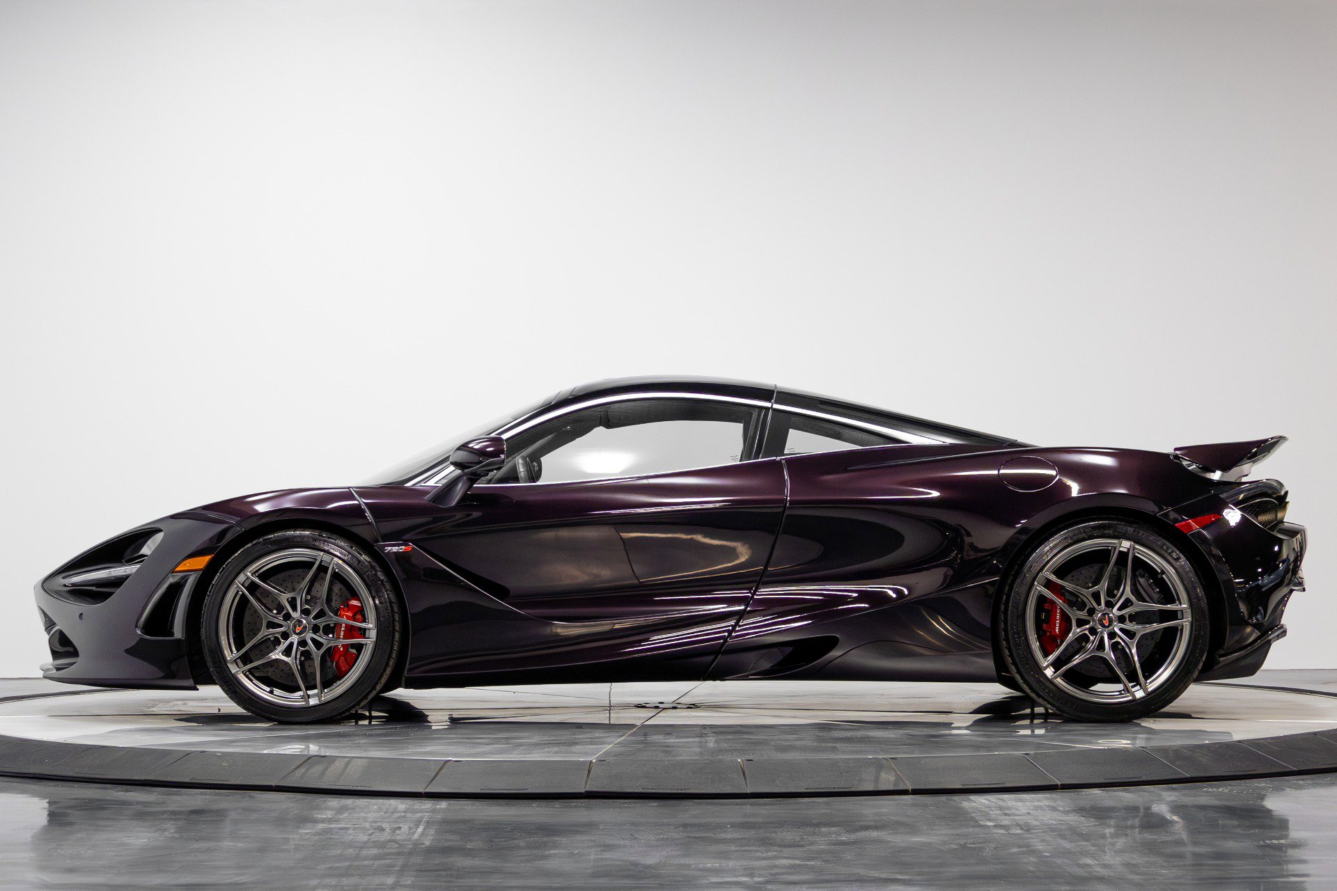 Used 2018 McLaren 720S Performance photo 27