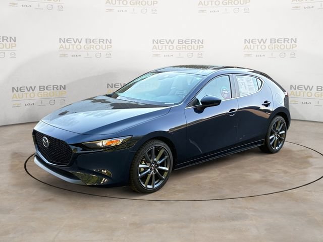 Used 2021 MAZDA MAZDA3 s