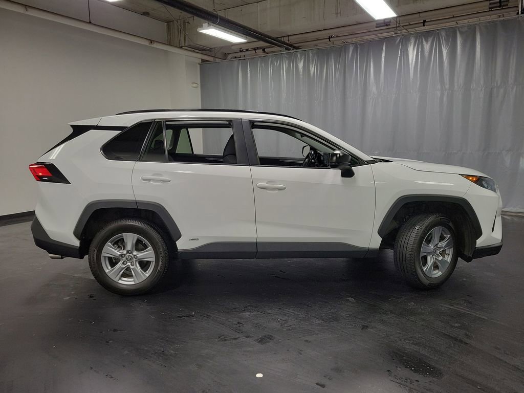 2022 Toyota Rav4 LE