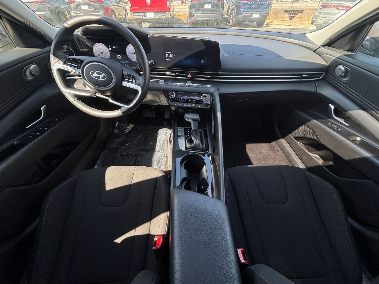 2025 Hyundai Elantra SEL