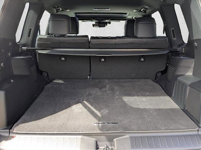 2025 Lexus LX 700h Overtrail