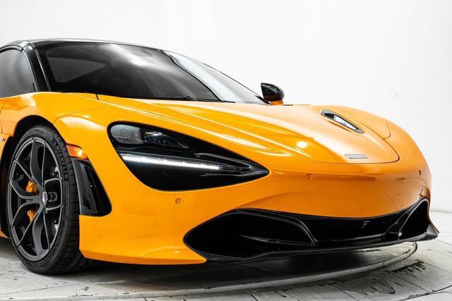 Used 2020 McLaren 720S Performance photo 24