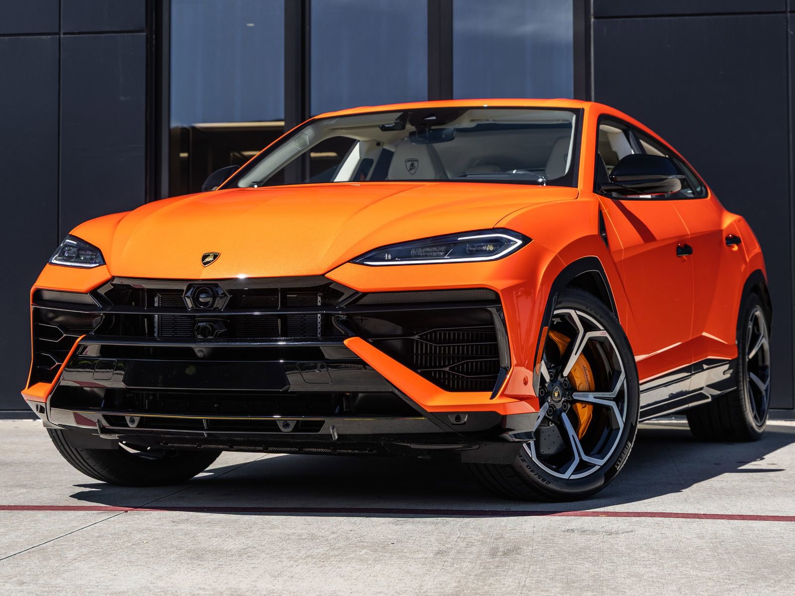 Used 2025 Lamborghini Urus SE