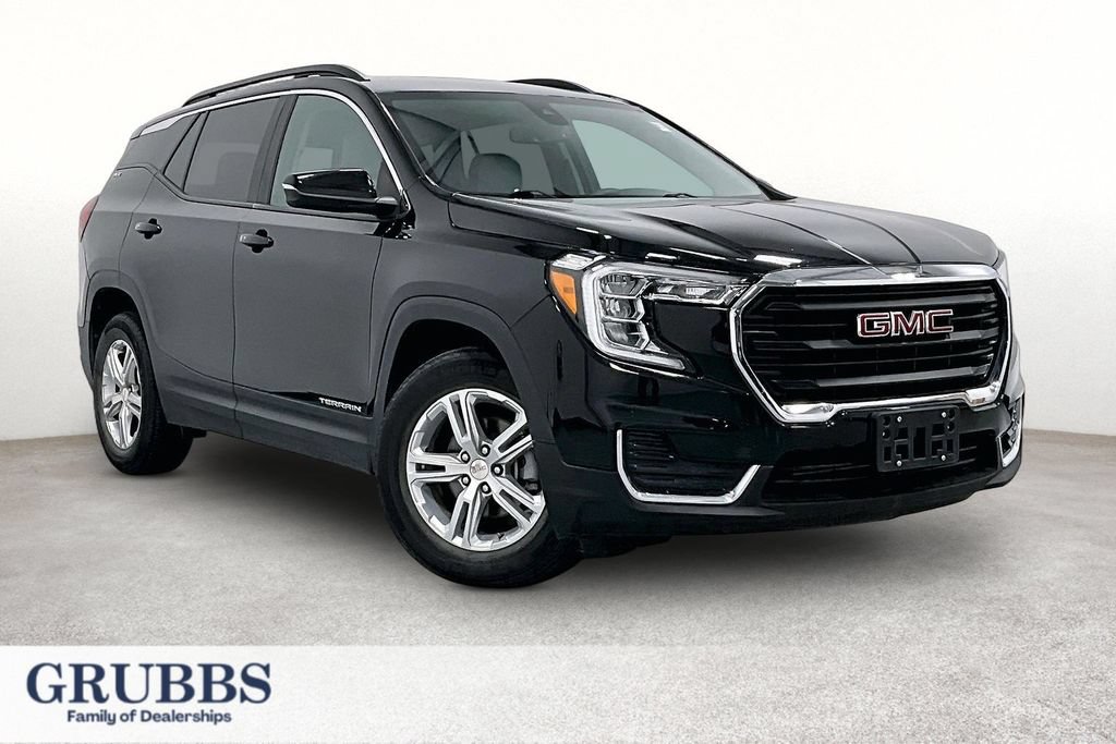 Used 2022 GMC Terrain SLE w/ Driver Convenience Package