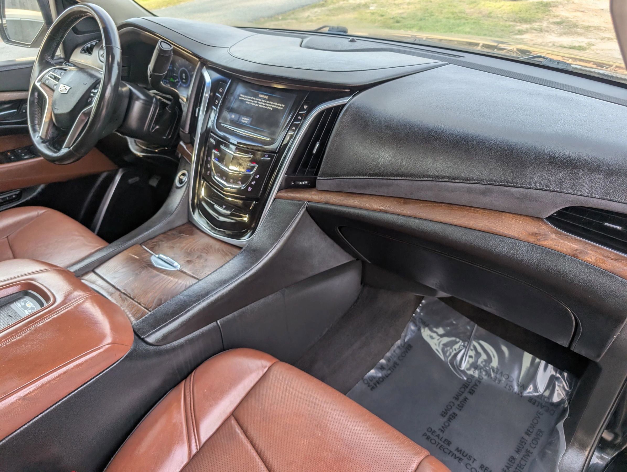 2016 Cadillac Escalade Luxury