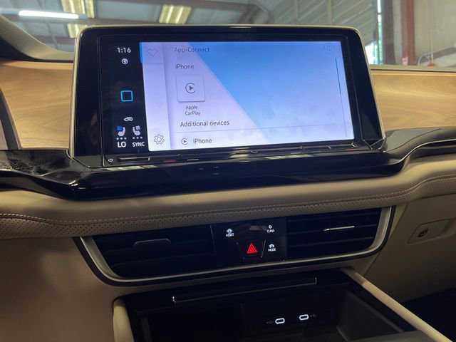 2024 Volkswagen Atlas SE