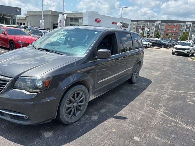 Used Chrysler Town & Country Minivans for Sale Near Me in St