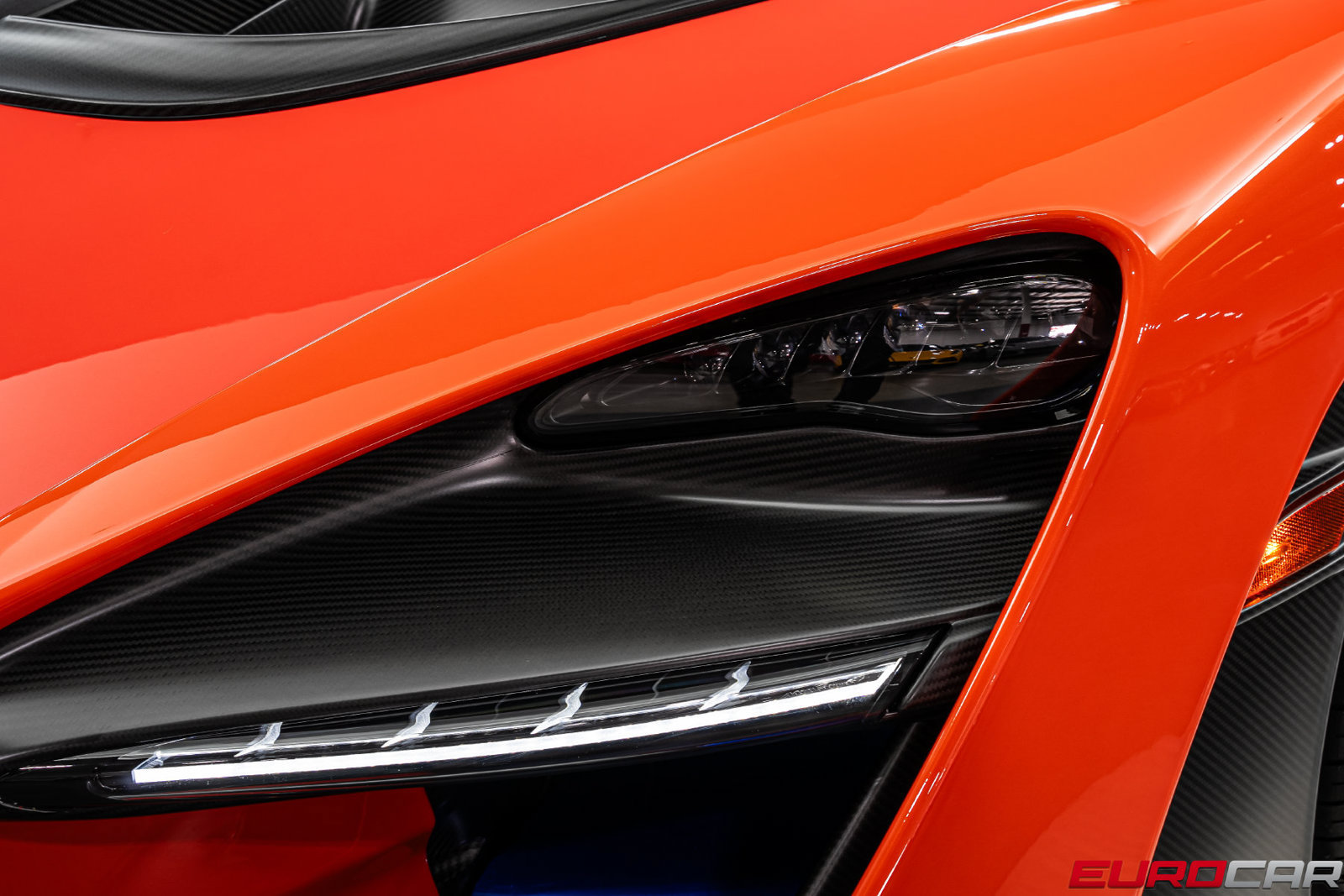 Used 2019 McLaren Senna photo 16