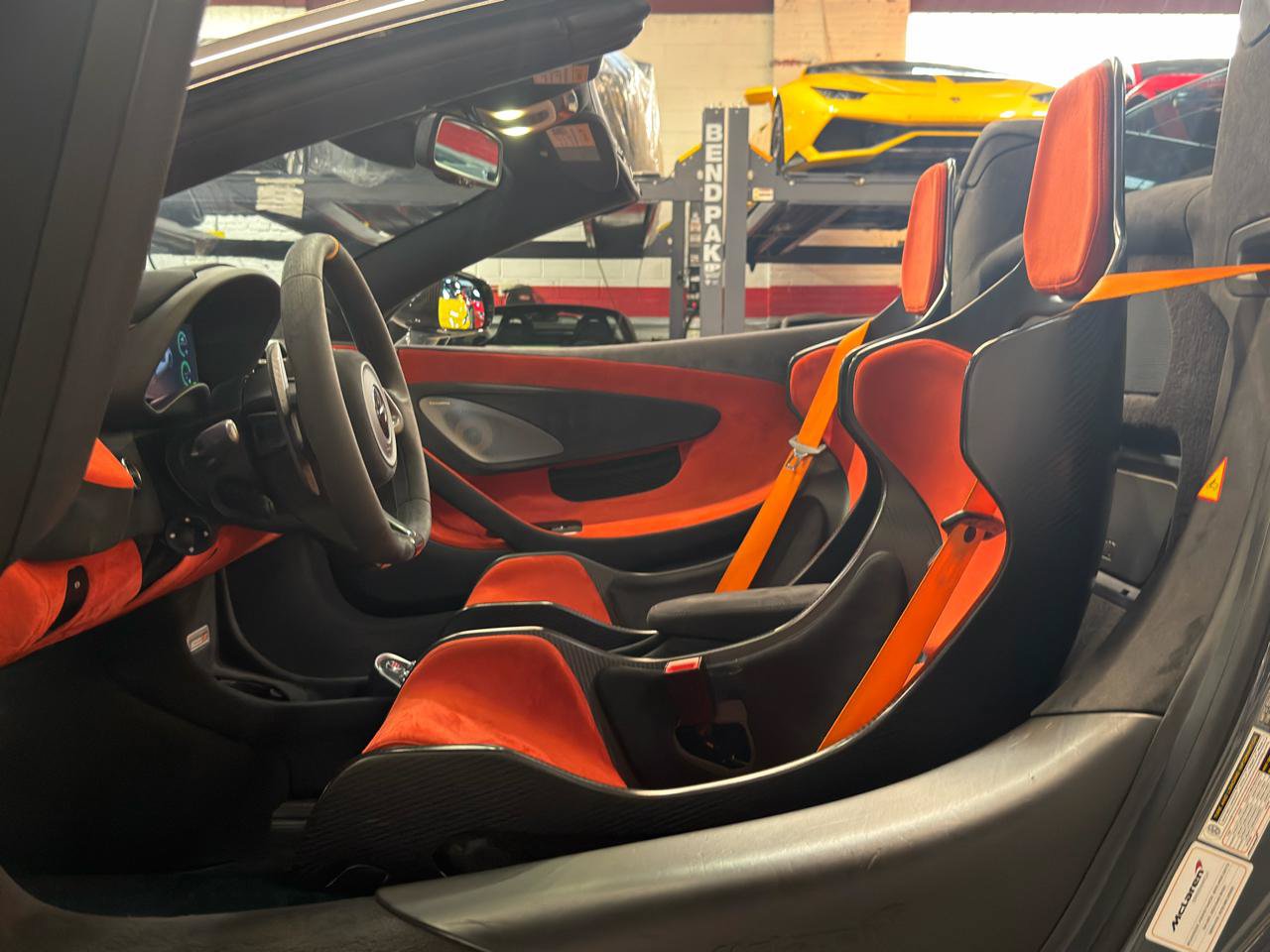 Used 2020 McLaren 600LT Spider photo 25