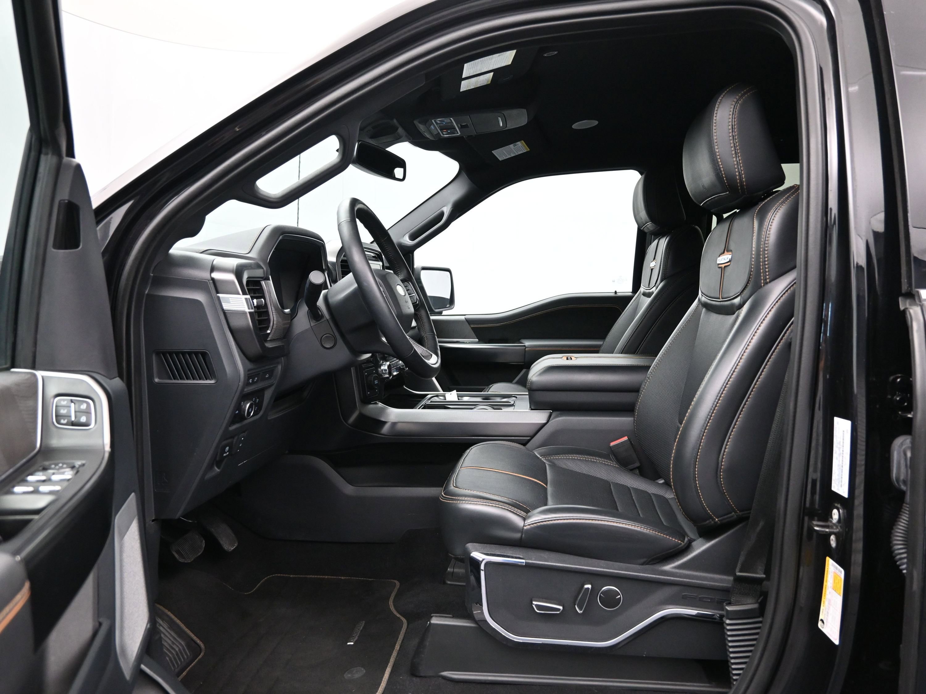 2023 Ford F150 Platinum