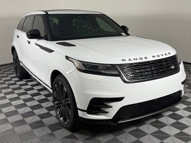 2026 Land Rover Range Rover Velar Dynamic SE