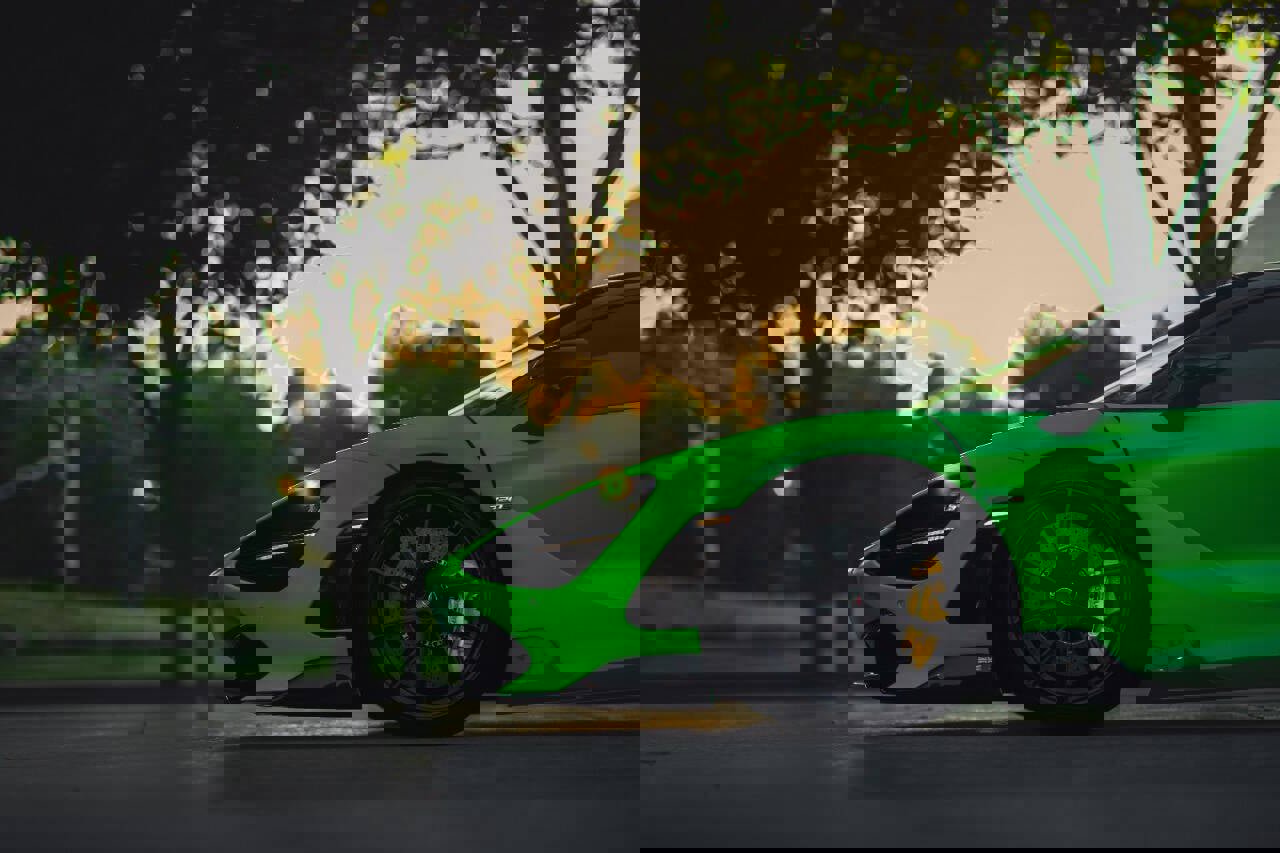 Used 2018 McLaren 720S Performance photo 13