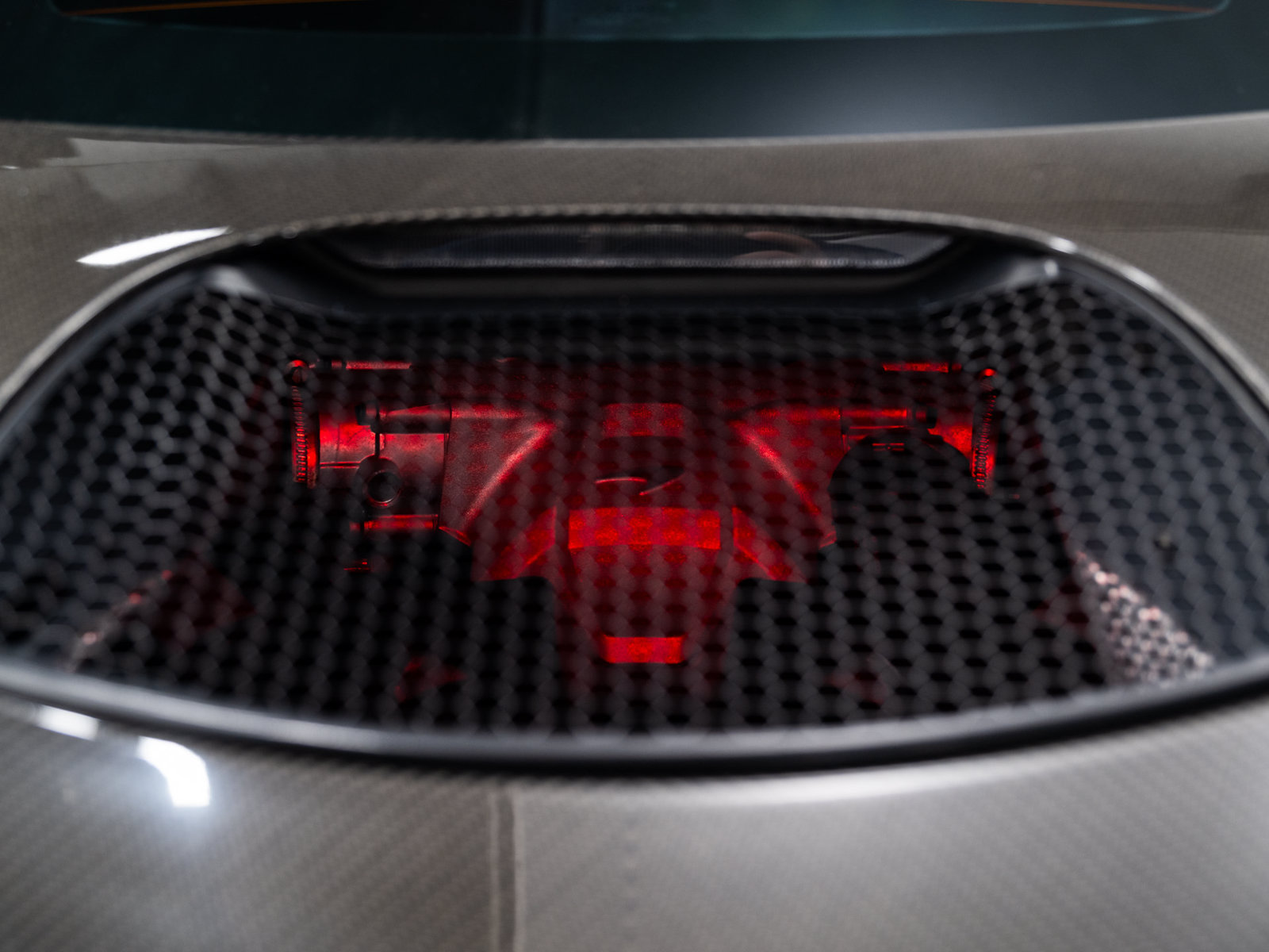 Used 2018 McLaren 720S Luxury photo 22