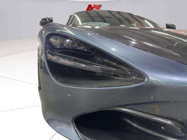 Used 2018 McLaren 720S photo 27