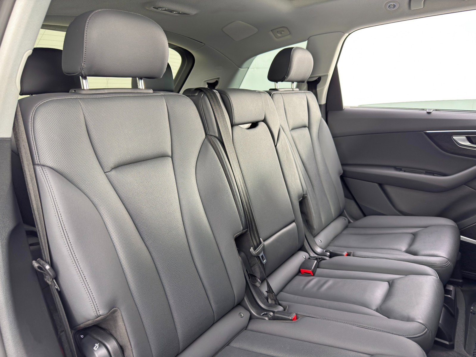 2022 Audi Q7 Premium Plus