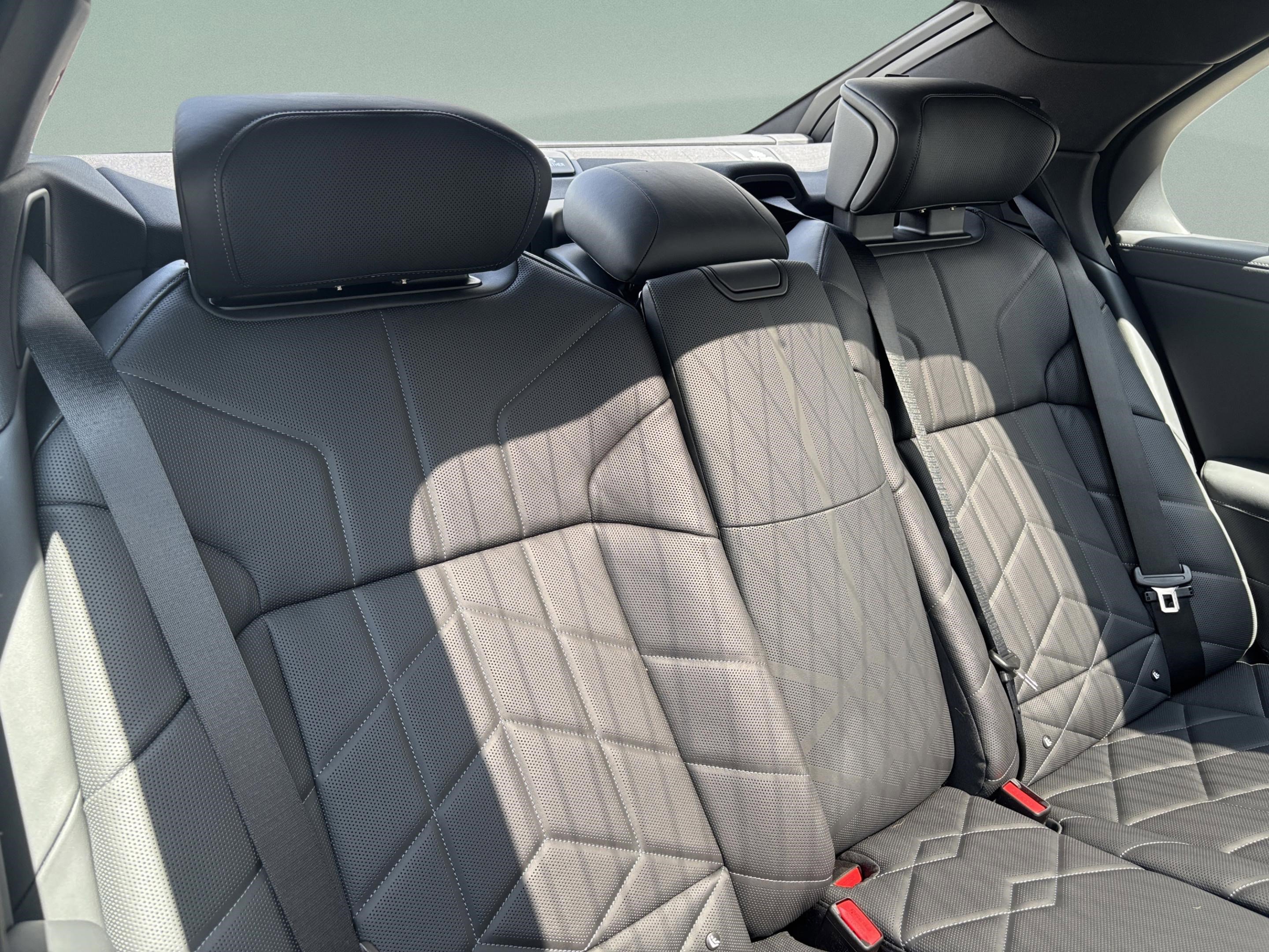 2025 BMW i7 eDrive50