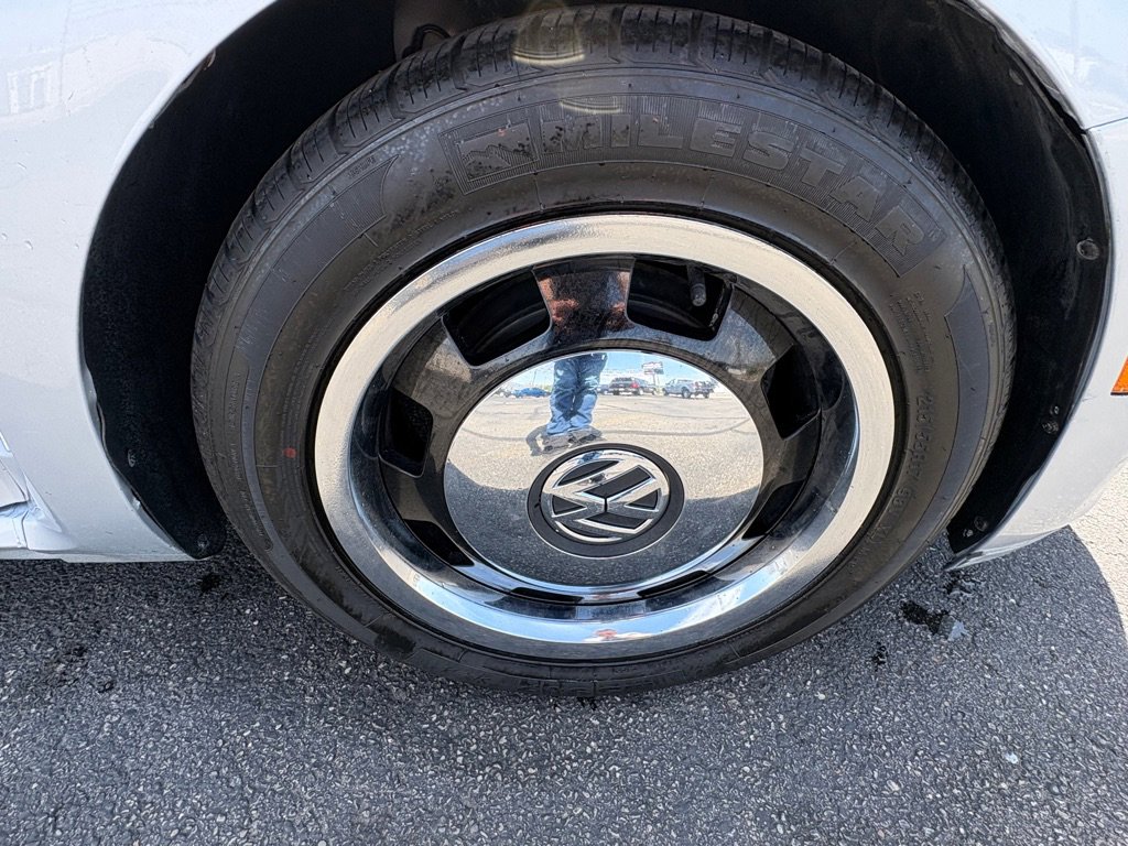 2012 Volkswagen Beetle 2.5