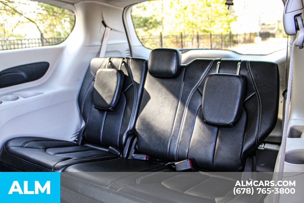 2024 Chrysler Pacifica Touring-L