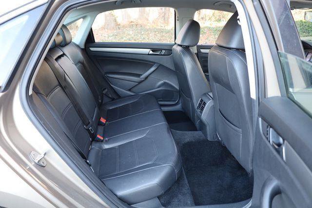 2015 Volkswagen Passat TDI SE