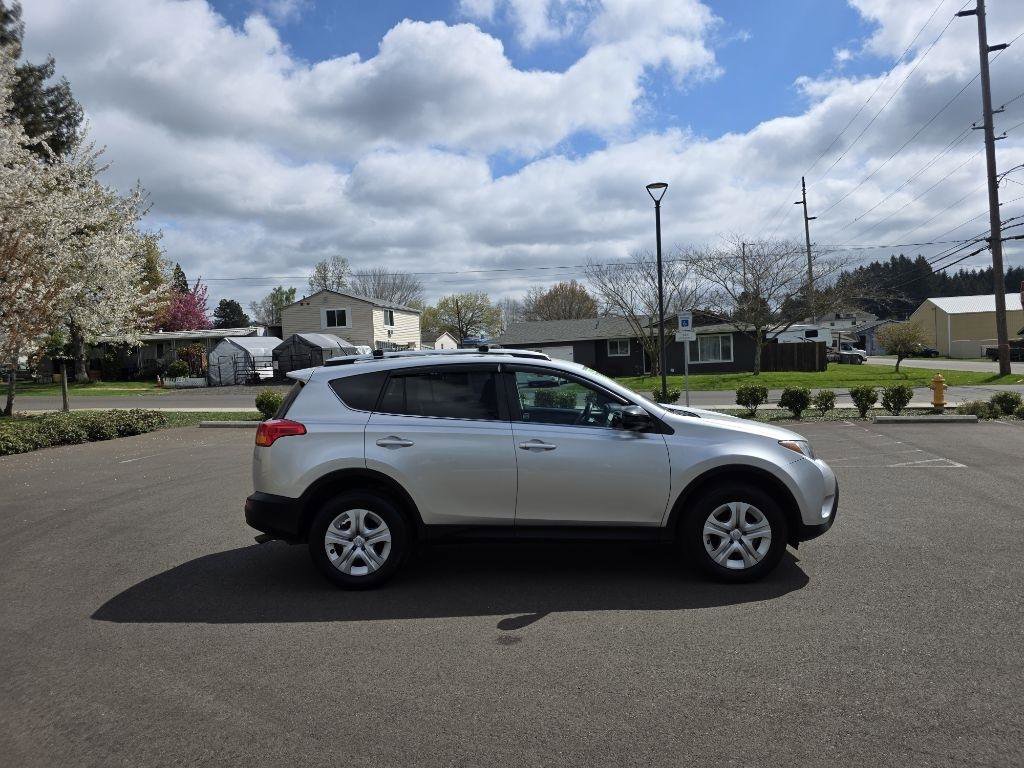 2014 Toyota RAV4 LE