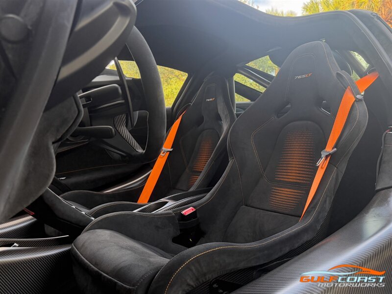 Used 2021 McLaren 765LT photo 24