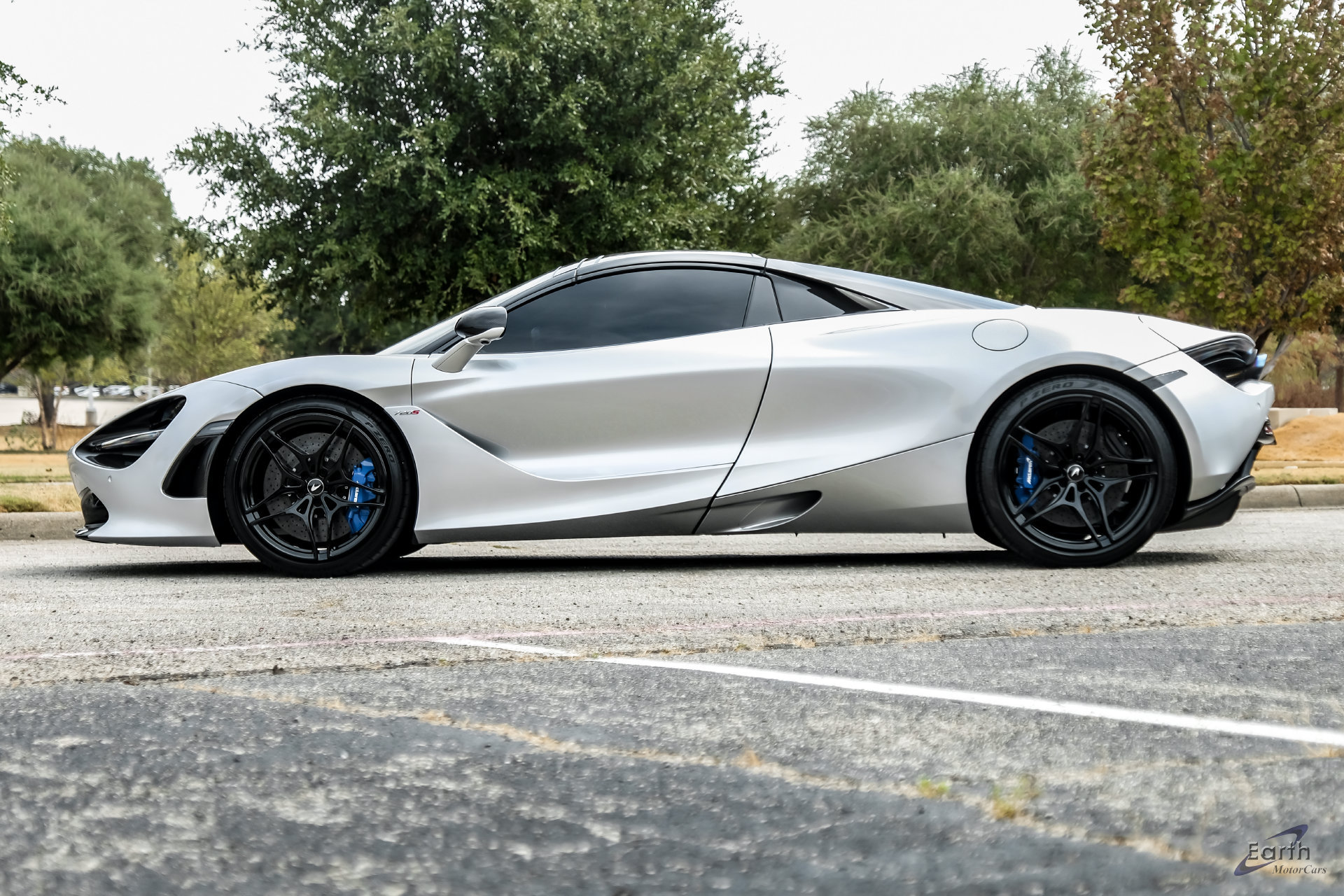 Used 2020 McLaren 720S Luxury photo 12