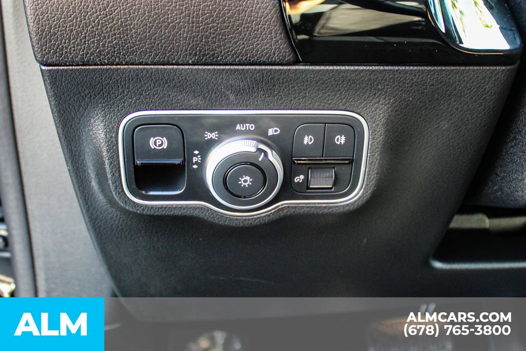 2025 Mercedes-Benz GLA 250