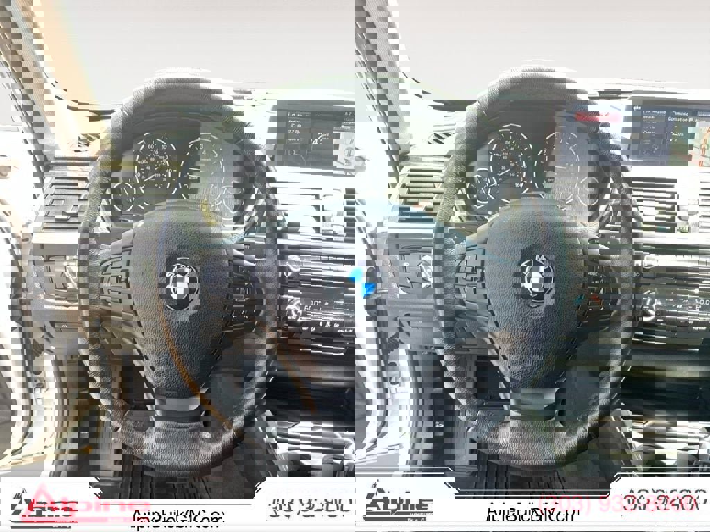 2018 BMW 320i xDrive Sedan