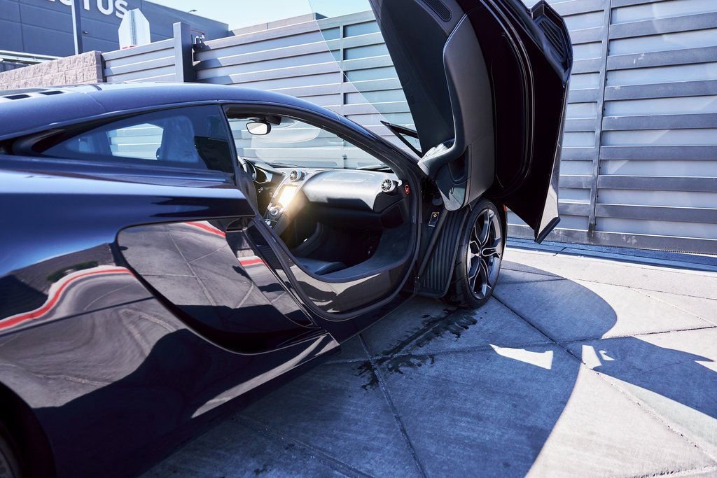 2012 McLaren MP4-12C Coupe