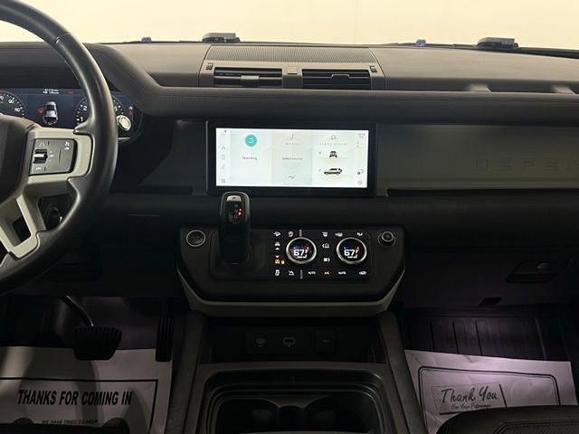 2022 Land Rover Defender 110 SE