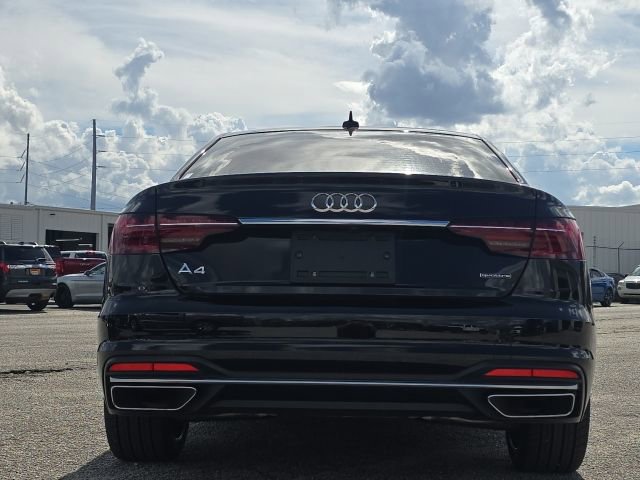 2022 Audi A4 2.0T Premium Plus