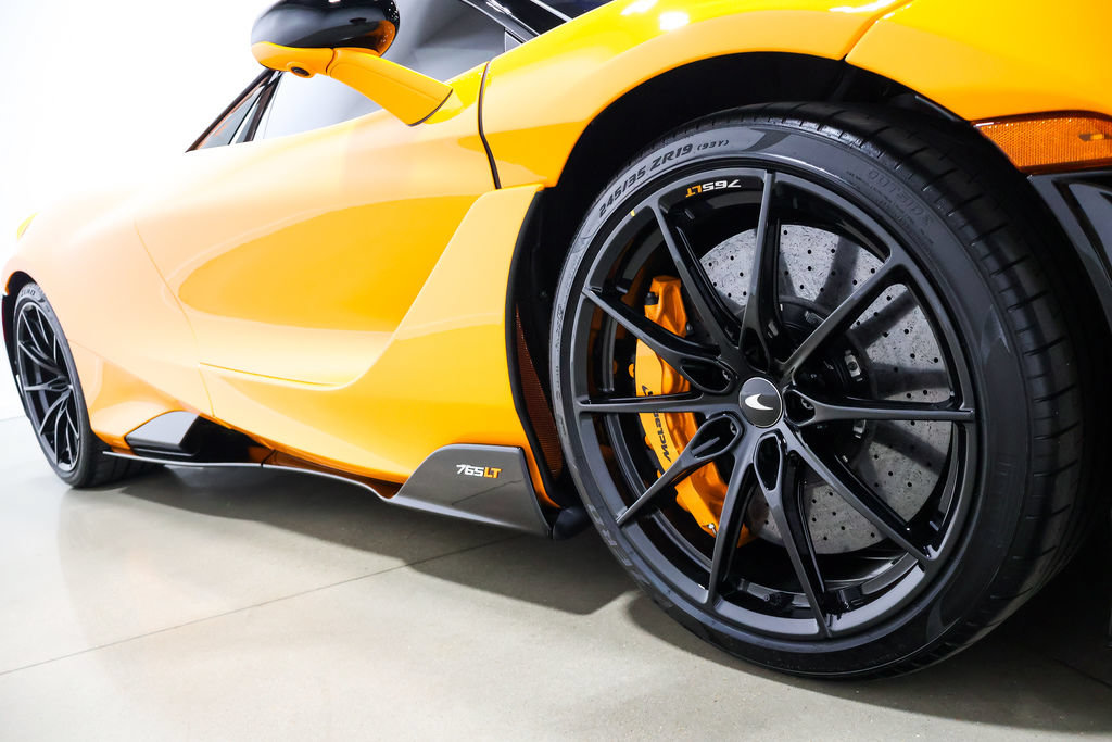 Used 2022 McLaren 765LT photo 39