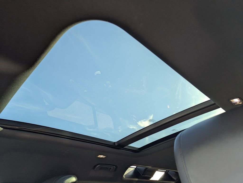 2023 Land Rover Defender 110 X-Dynamic SE