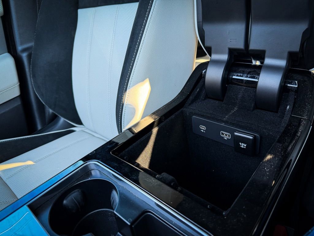 2021 Land Rover Range Rover Velar R-Dynamic S