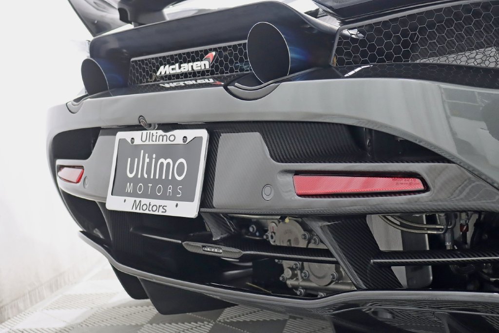 Used 2018 McLaren 720S Performance photo 24